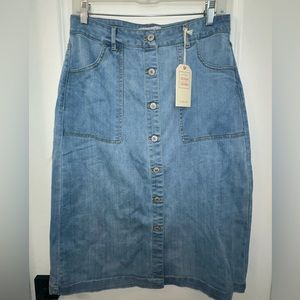 Lone Tree denim skirt - new with tag